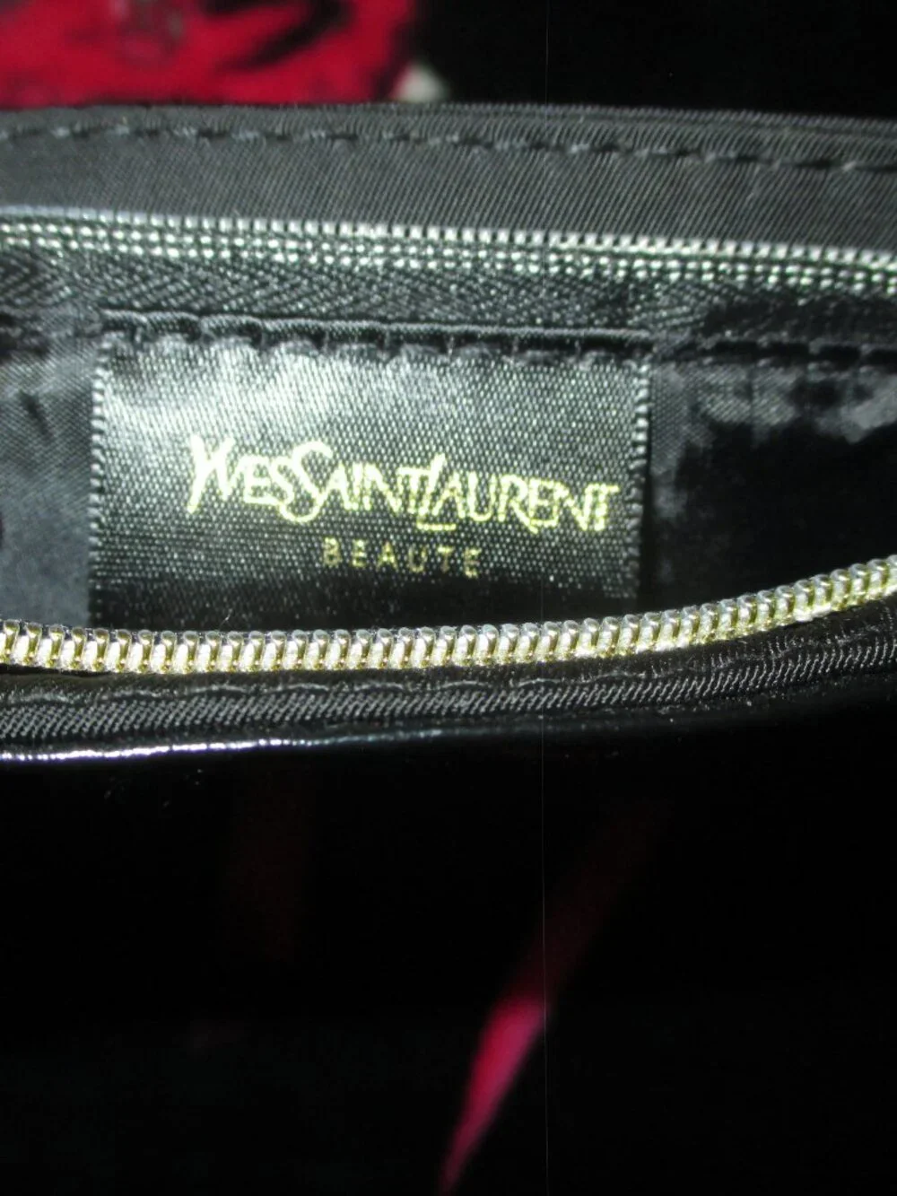 Yves Saint Laurent patent center